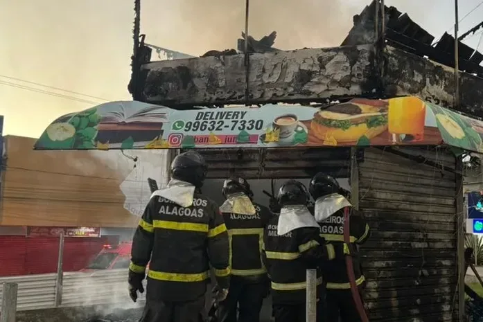 incêndio na tradicional Banca Júnior