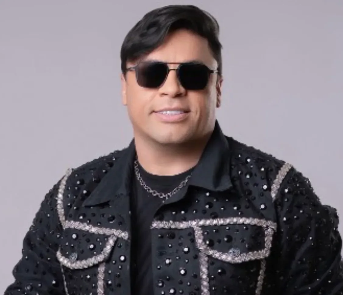 Morre Neto Araújo, ícone do forró e ex-vocalista das bandas Cavaleiros do Forró, Collo de Menina e Gatinha Manhosa