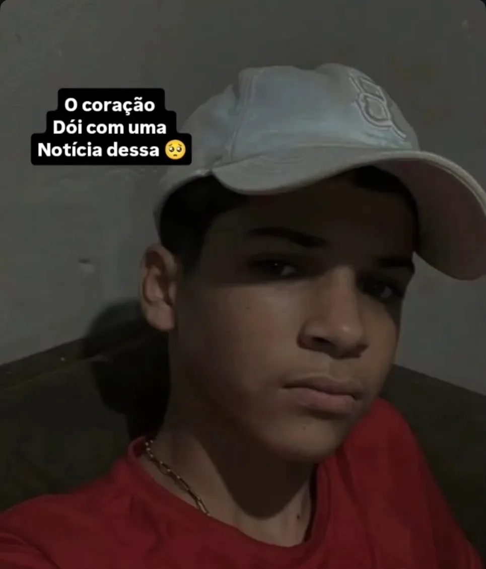Jovem ao passar mal