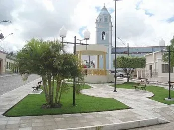 Suspeitos de tentar furtar motocicleta são presos por tráfico de drogas em Limoeiro de Anadia