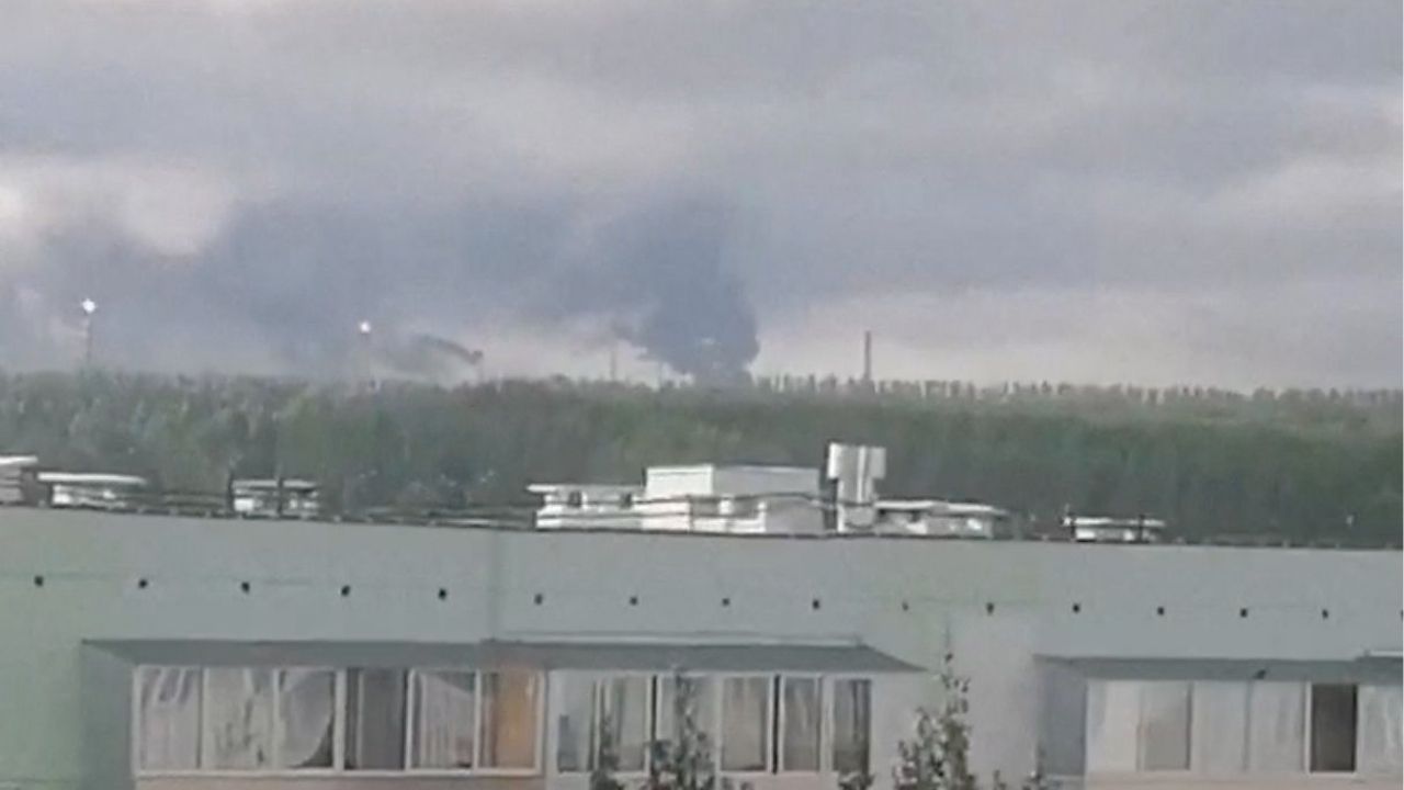 Ataque com drones deixa mortos na Rússia e aumenta a tensão no conflito com a Ucrânia.