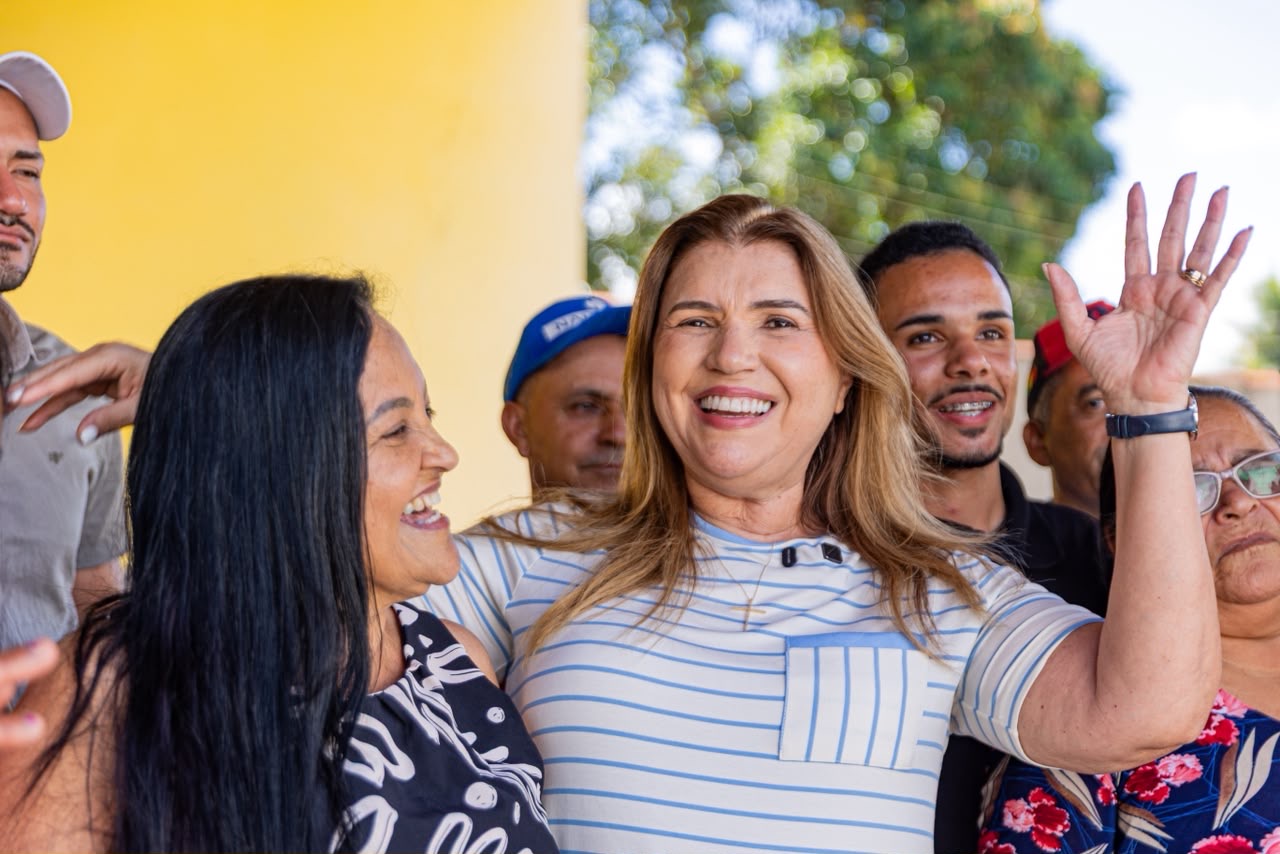 Durante o mês dedicado aos pais, Rute Nezinho prestou homenagem às mães solo e reforçou o compromisso de defender políticas públicas voltadas para essas mulheres, como prioridade em programas habitacionais, acesso a creches e mais oportunid