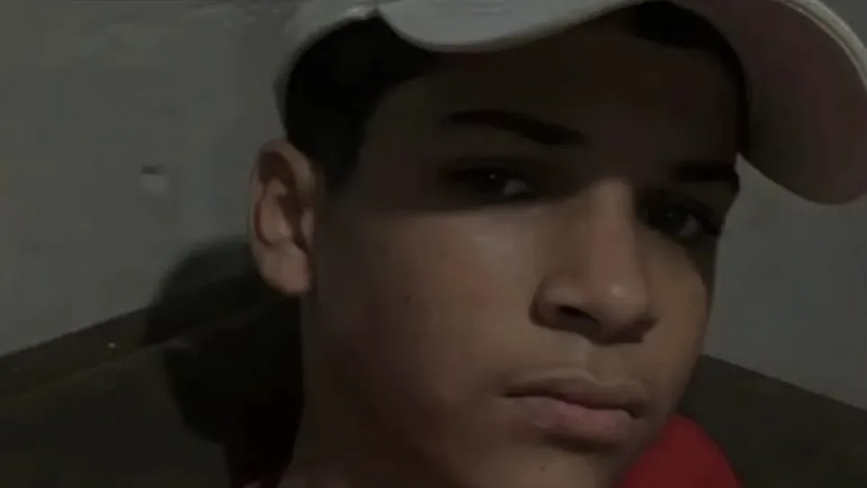 Jovem ao passar mal 