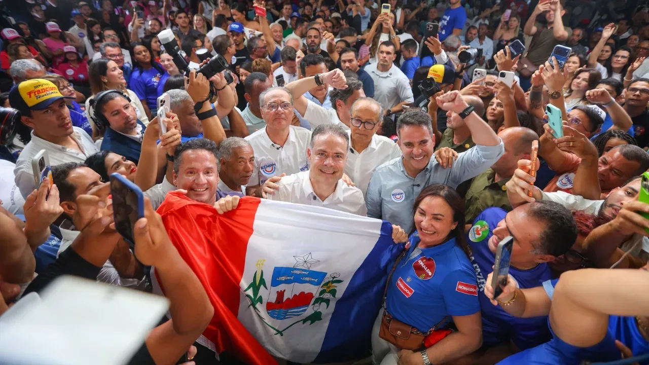 Ato oficializa candidaturas de Renan Filho ao Governo 
