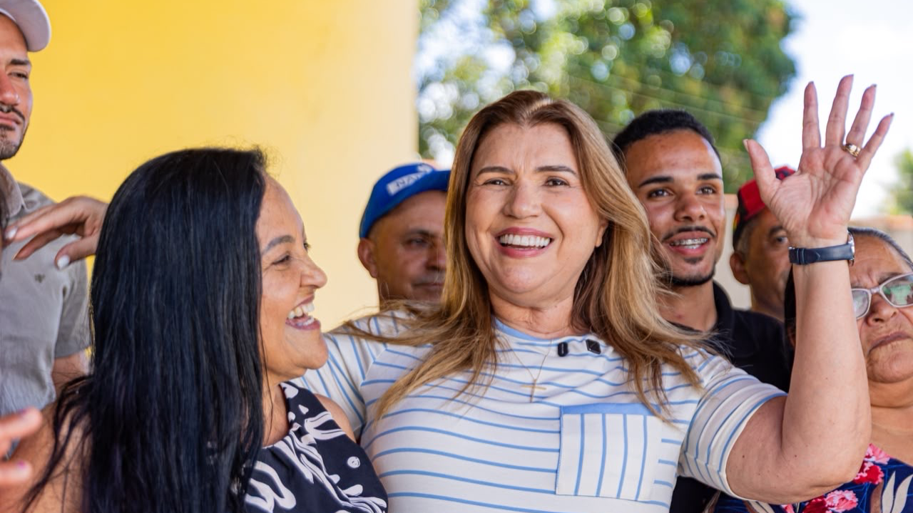 Durante o mês dedicado aos pais, Rute Nezinho prestou homenagem às mães solo e reforçou o compromisso de defender políticas públicas voltadas para essas mulheres, como prioridade em programas habitacionais, acesso a creches e mais oportunid