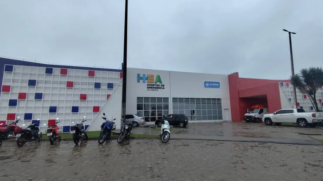 Homem é preso em flagrante após agredir companheira e esfaqueá-la em Craíbas