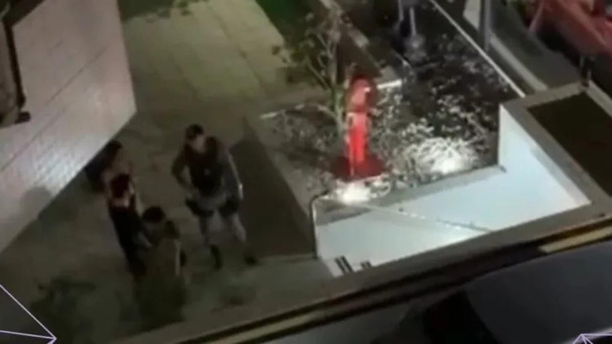 Após a condução de um porteiro durante um panelaço na Ponta Verde, em Maceió, o Ministério Público Eleitoral recomendou que as forças de segurança de Alagoas respeitem a liberdade de expressão e as manifestações políticas pacíficas. Os órgã