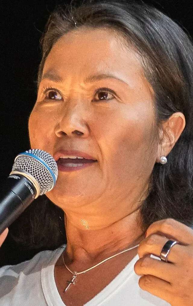Keiko Fujimori é eleita presidente no Peru |